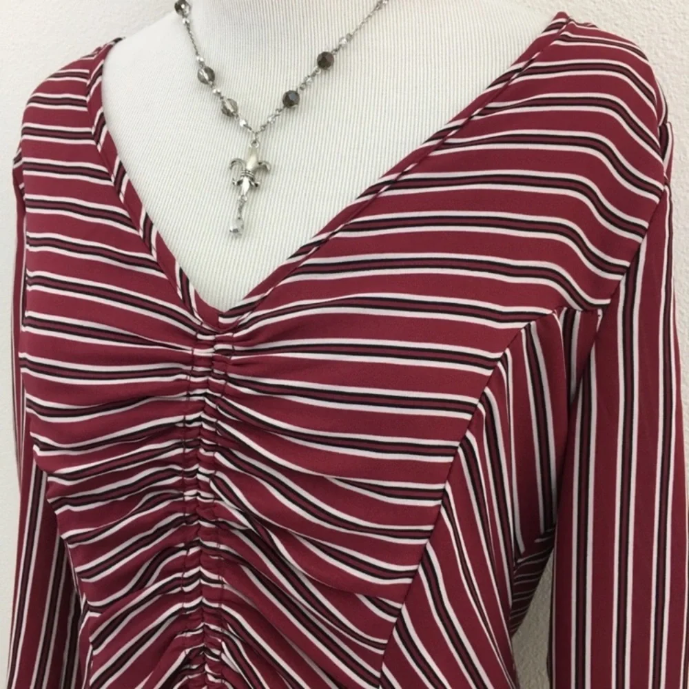 Spirit of Grace | Ruffled Dress - Picture 4 of 12